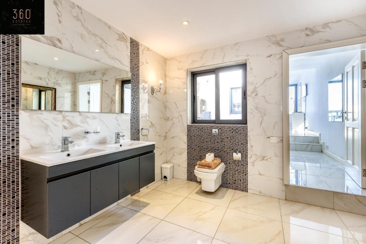 Mesmerising Views For A 2Br Apt In The Capital By 360 Estates Valletta Kültér fotó